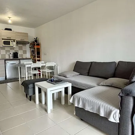 2 Pièces - 4 Personnes Ar925-106